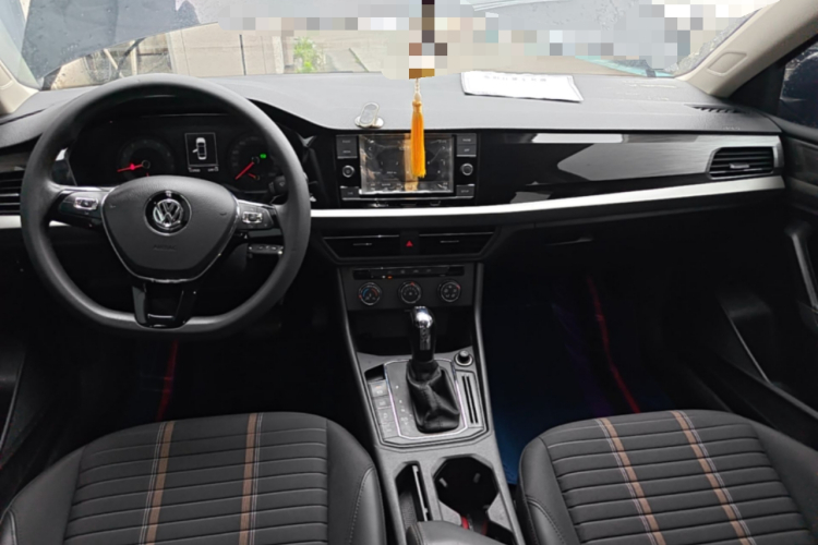 Volkswagen Lavida 2019 car image #10