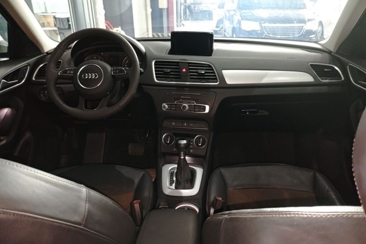 Audi Q3 2018 #10 Audi Q3 2018 car image #10