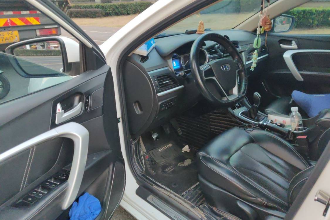 GEELY Emgrand 2017 imagen de coche #23