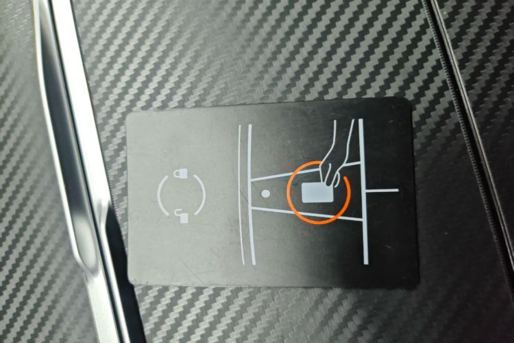 Tesla Model 3 2024 car image #14