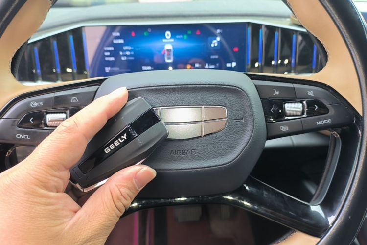GEELY Boyue L 2023 #9 GEELY Boyue L 2023 изображение автомобиля #9