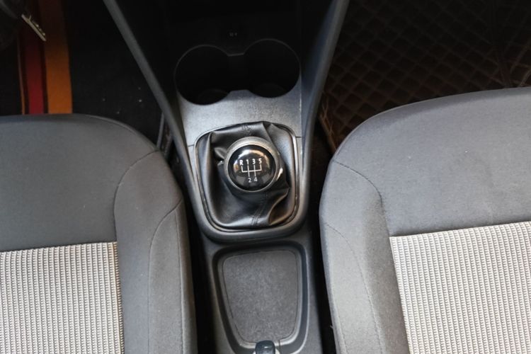 Volkswagen Polo 2016 #18 Volkswagen Polo 2016 car image #18