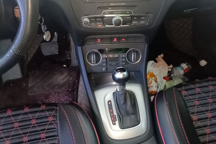 Audi Q3 2017 изображение автомобиля #14