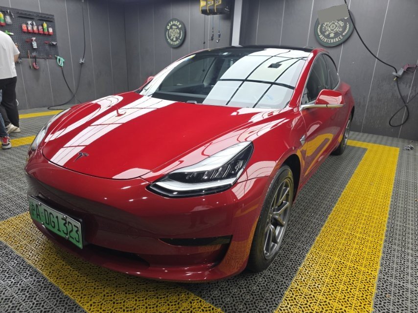 Tesla Model 3 2021 immagine di auto 