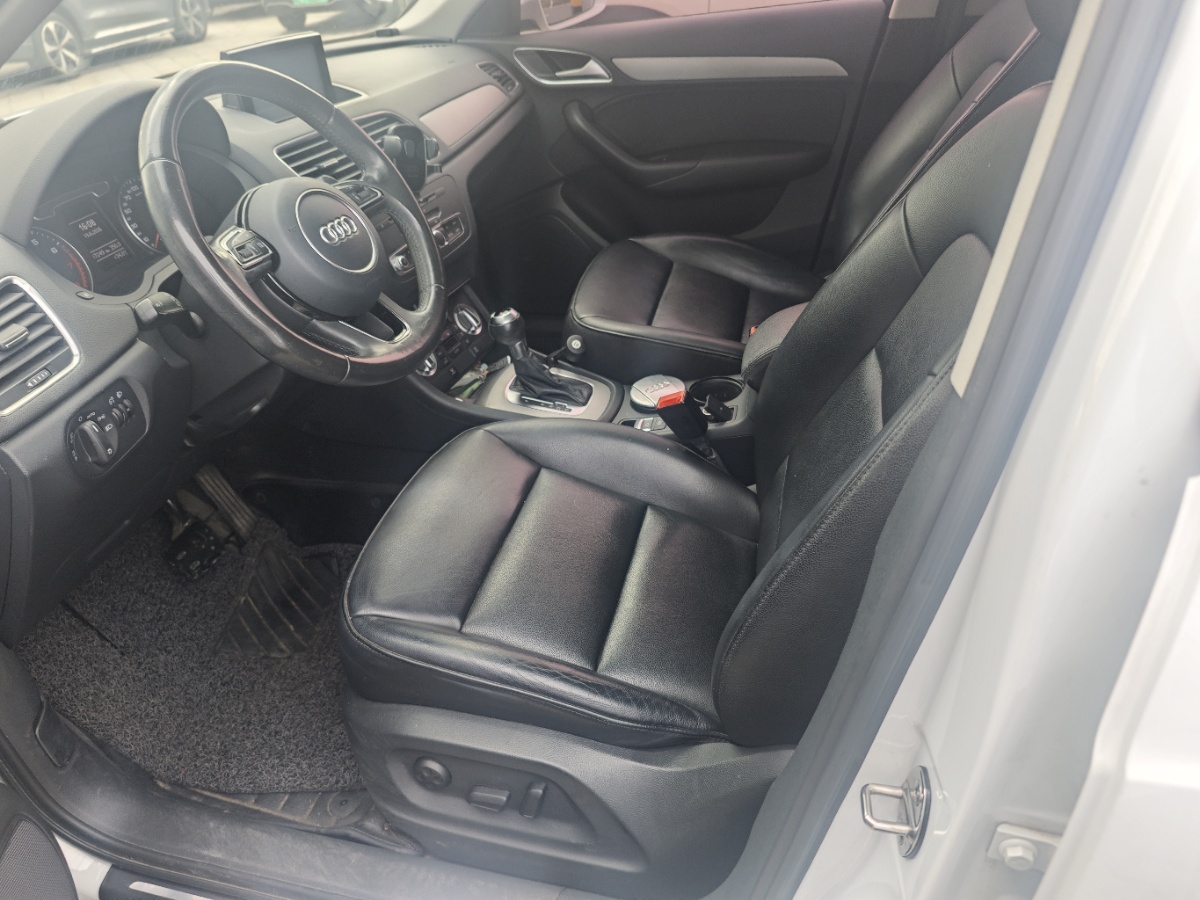 Audi Q3 2015 immagine di auto #3