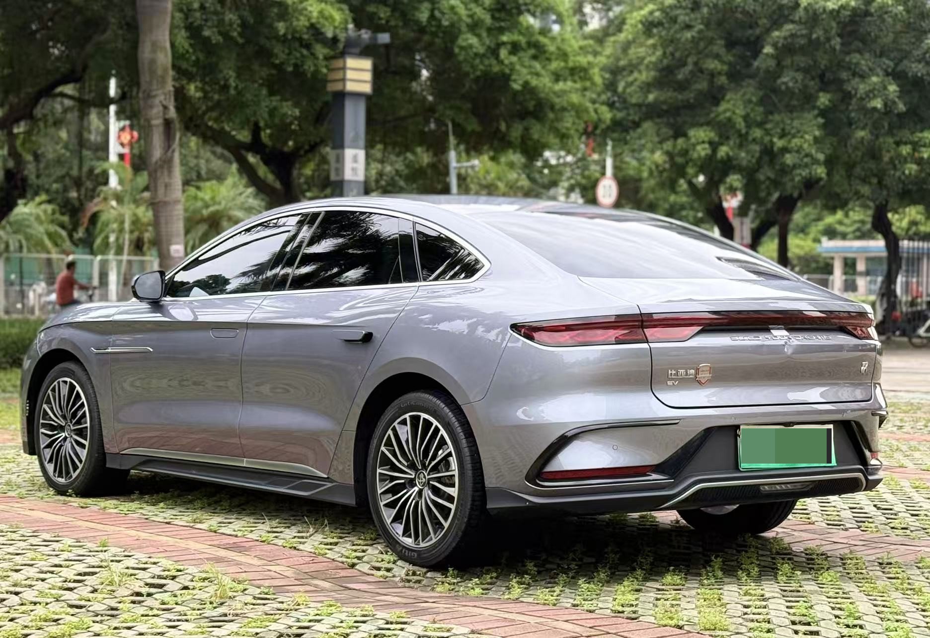 BYD Han 2023 imagem de carro #7