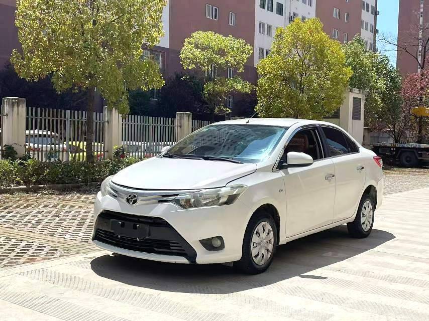 Toyota Vios 2015 Toyota Vios 2015 car image