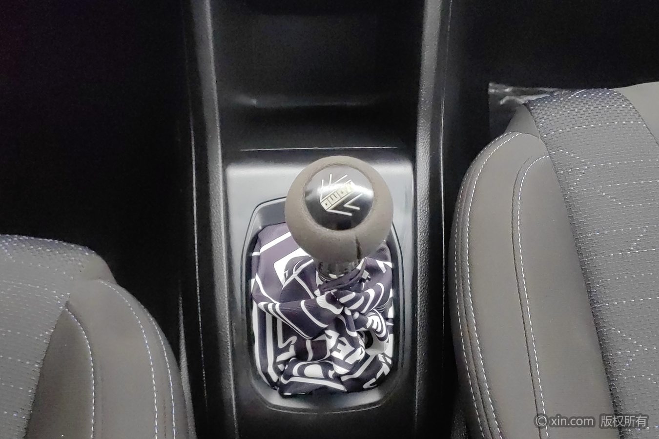 2017 #14 2017 car image #14
