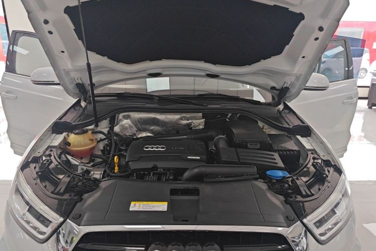 Audi Q3 2019 #20 Audi Q3 2019 car image #20
