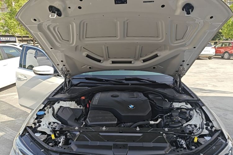 BMW 3 Series 2020 #22 BMW 3 Series 2020 car image #22