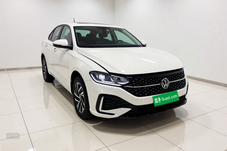 Volkswagen Lavida 2026 car image #4