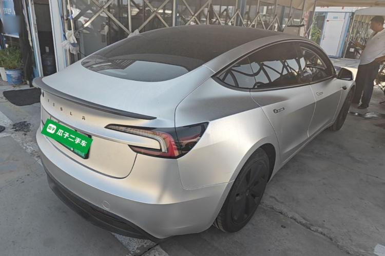 Tesla Model 3 2025 #5 Tesla Model 3 2025 car image #5