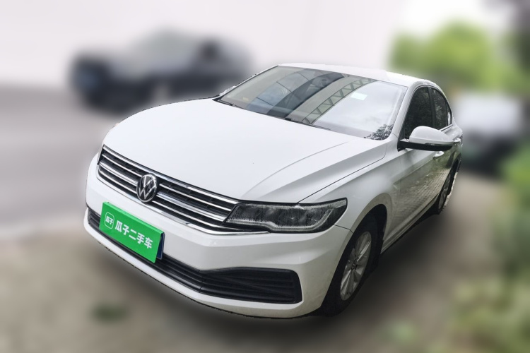 Volkswagen Bora 2022 car image #2