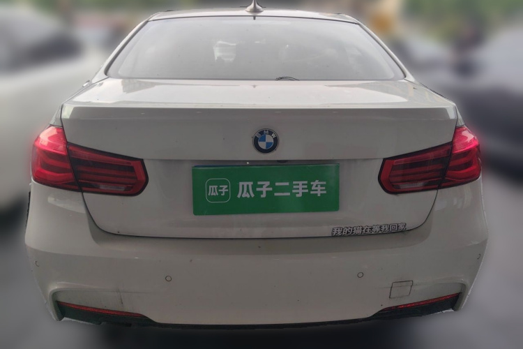 BMW 3 Series 2018 #4 BMW 3 Series 2018 car image #4