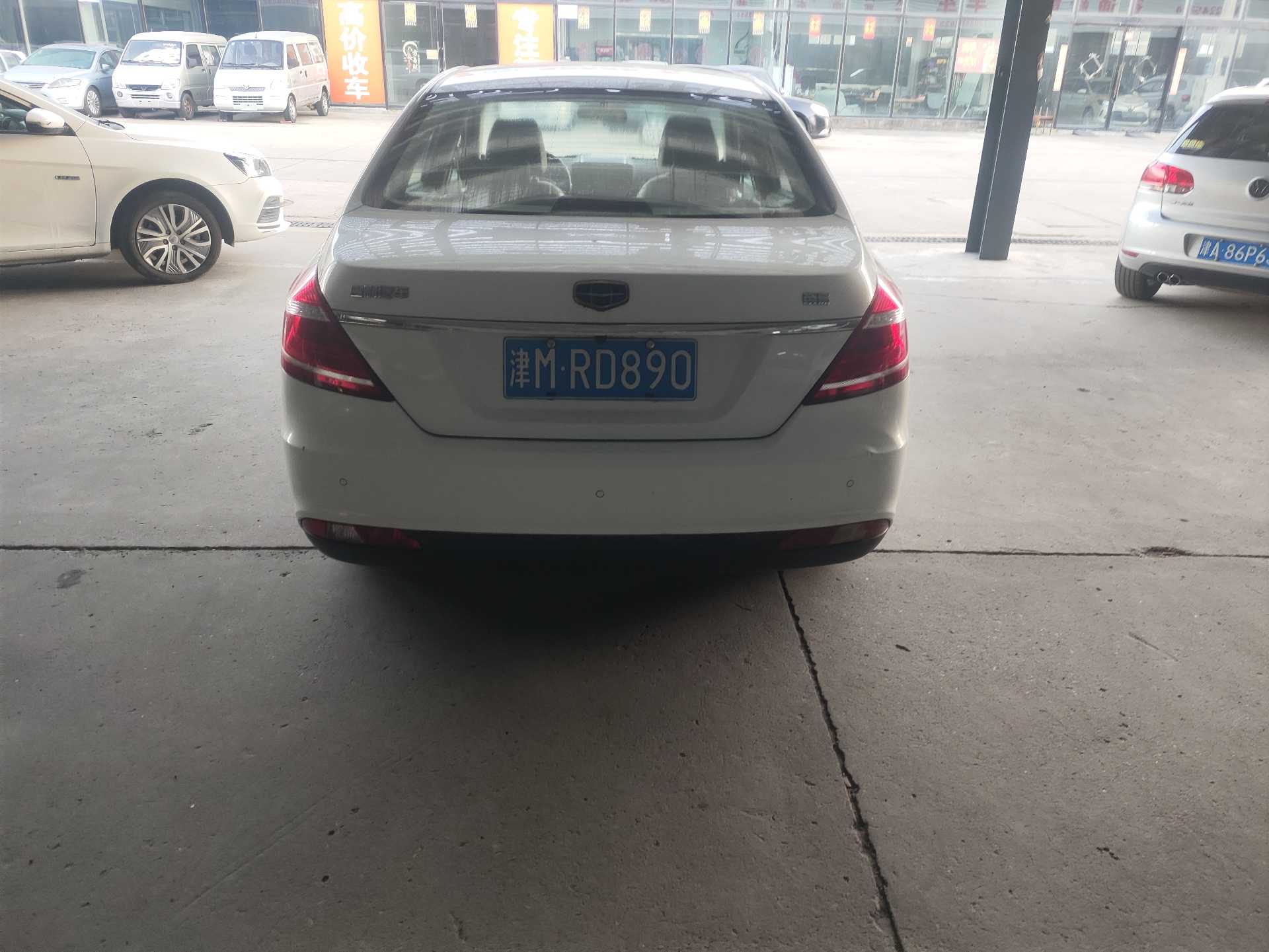 GEELY Emgrand 2016 car image #5