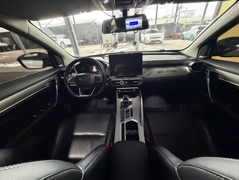 GEELY Coolray 2019 #9 GEELY Coolray 2019 car image #9