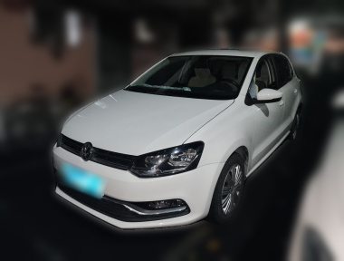 Volkswagen Polo 2016 car image 