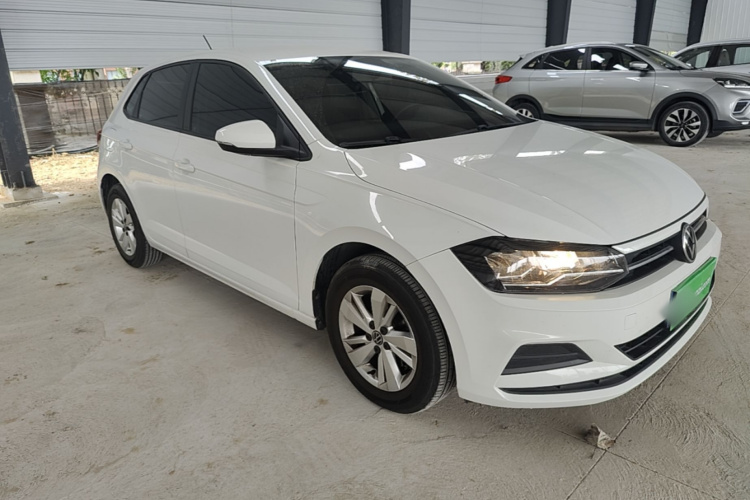 Volkswagen Polo 2023 car image #4