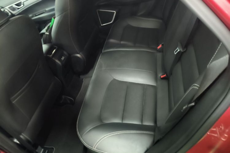 GEELY Emgrand GS 2019 car image #17
