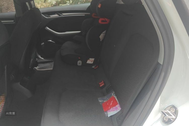 Audi A3 2018 car image #19