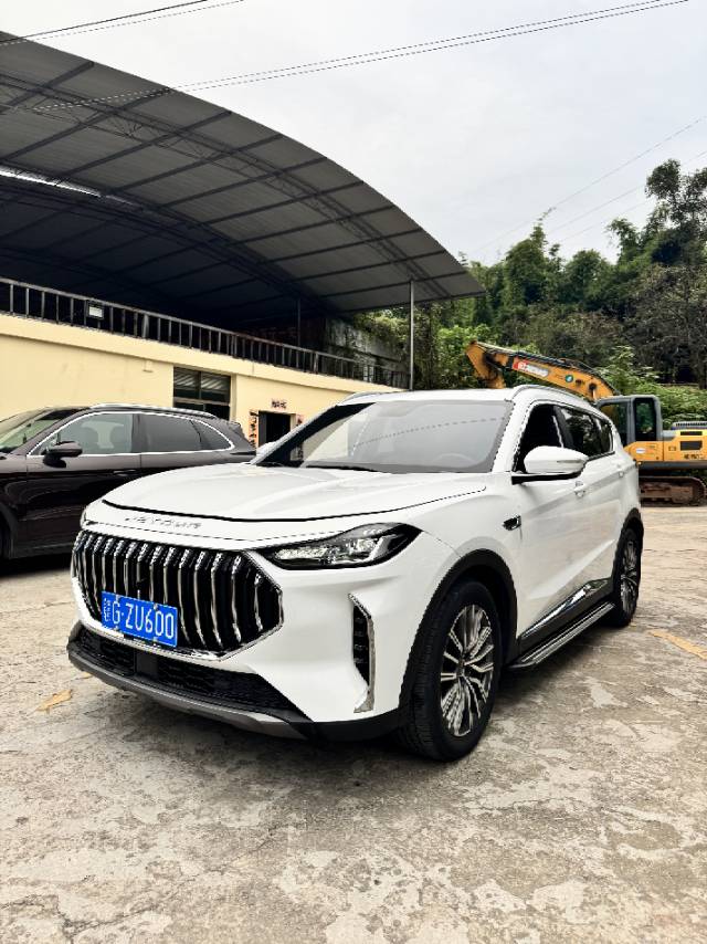 Jetour X70 PLUS 2023 car image #2