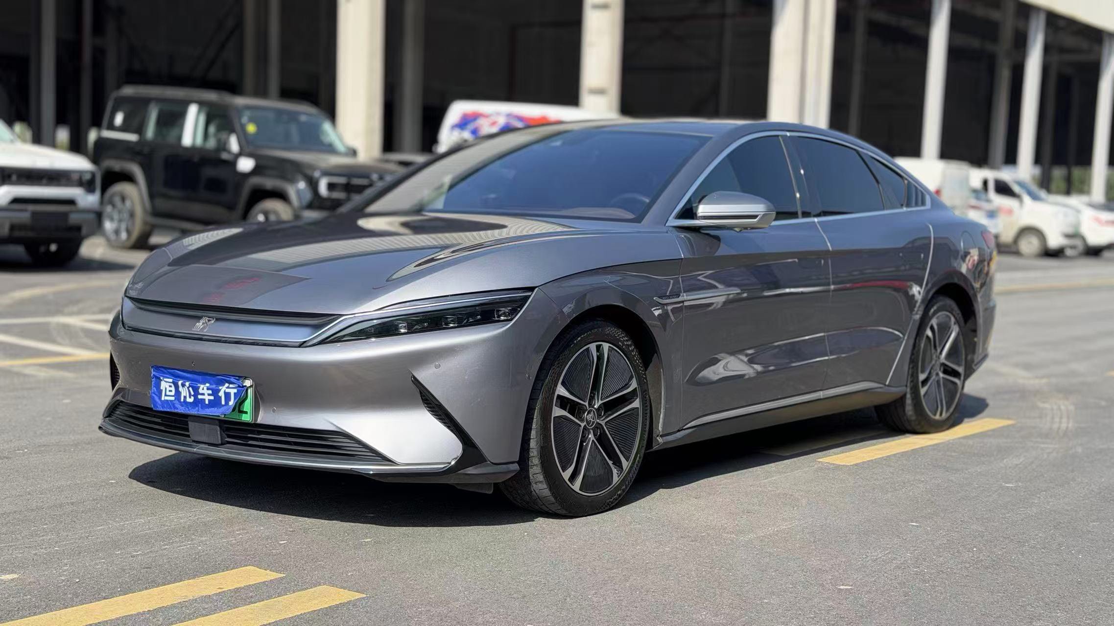 BYD Han 2021 BYD Han 2021 car image
