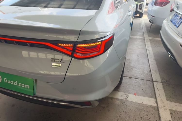 GEELY Emgrand L HiP 2022 imagen de coche #8