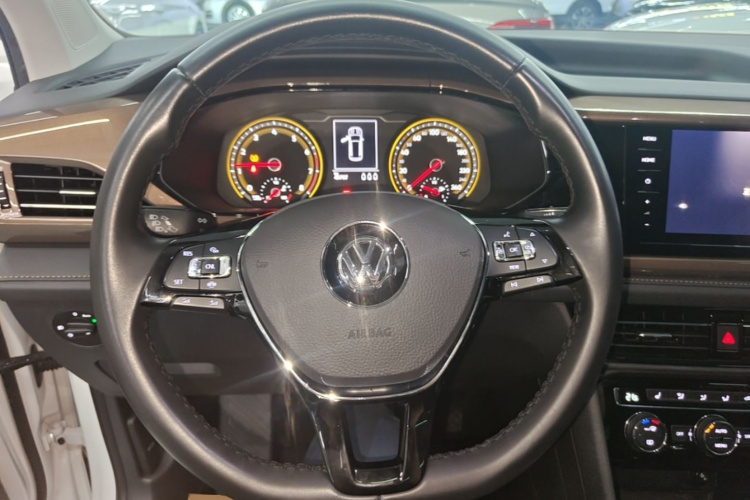 Volkswagen Tharu 2020 #11 Volkswagen Tharu 2020 car image #11