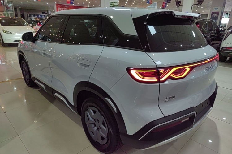 BYD YuanUP 2025 #7 BYD YuanUP 2025 car image #7