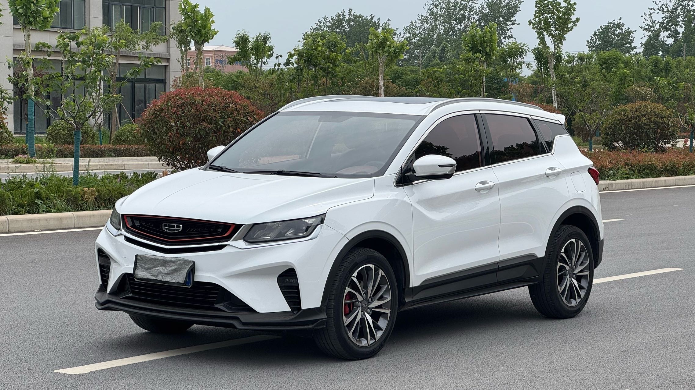 GEELY Coolray 2019 car image 