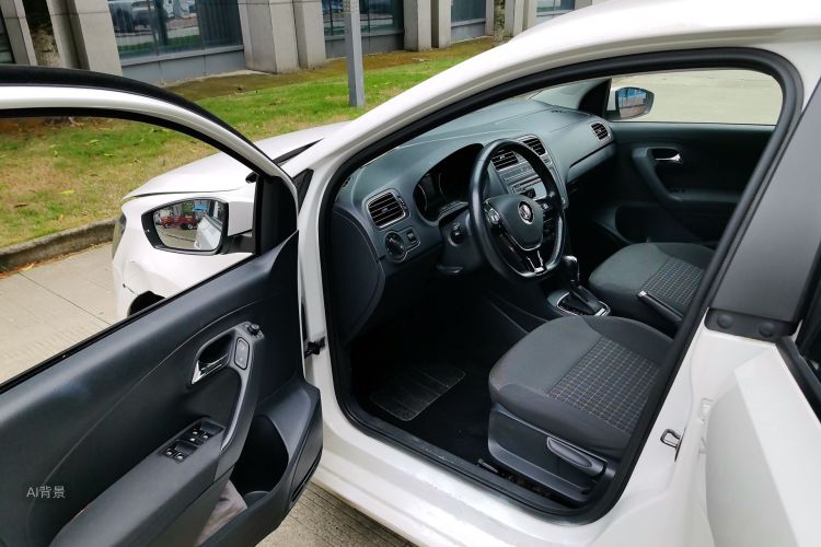 Volkswagen Polo 2016 #18 Volkswagen Polo 2016 car image #18