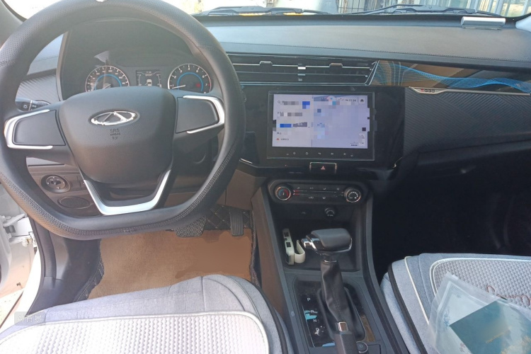 Chery Tiggo 3x 2025 immagine di auto #11