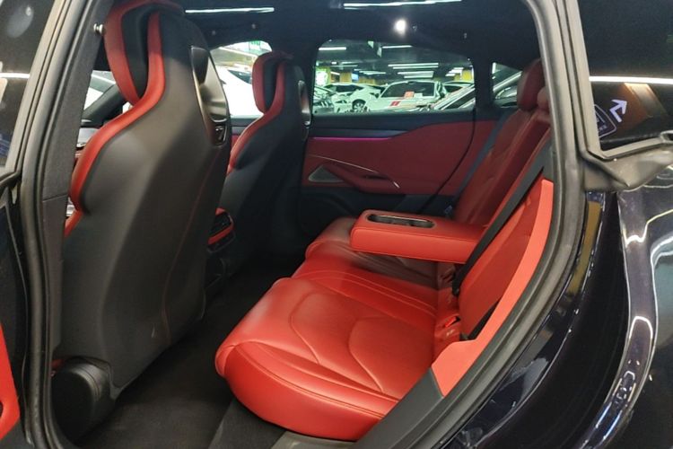 MI SU7 2024 car image #14