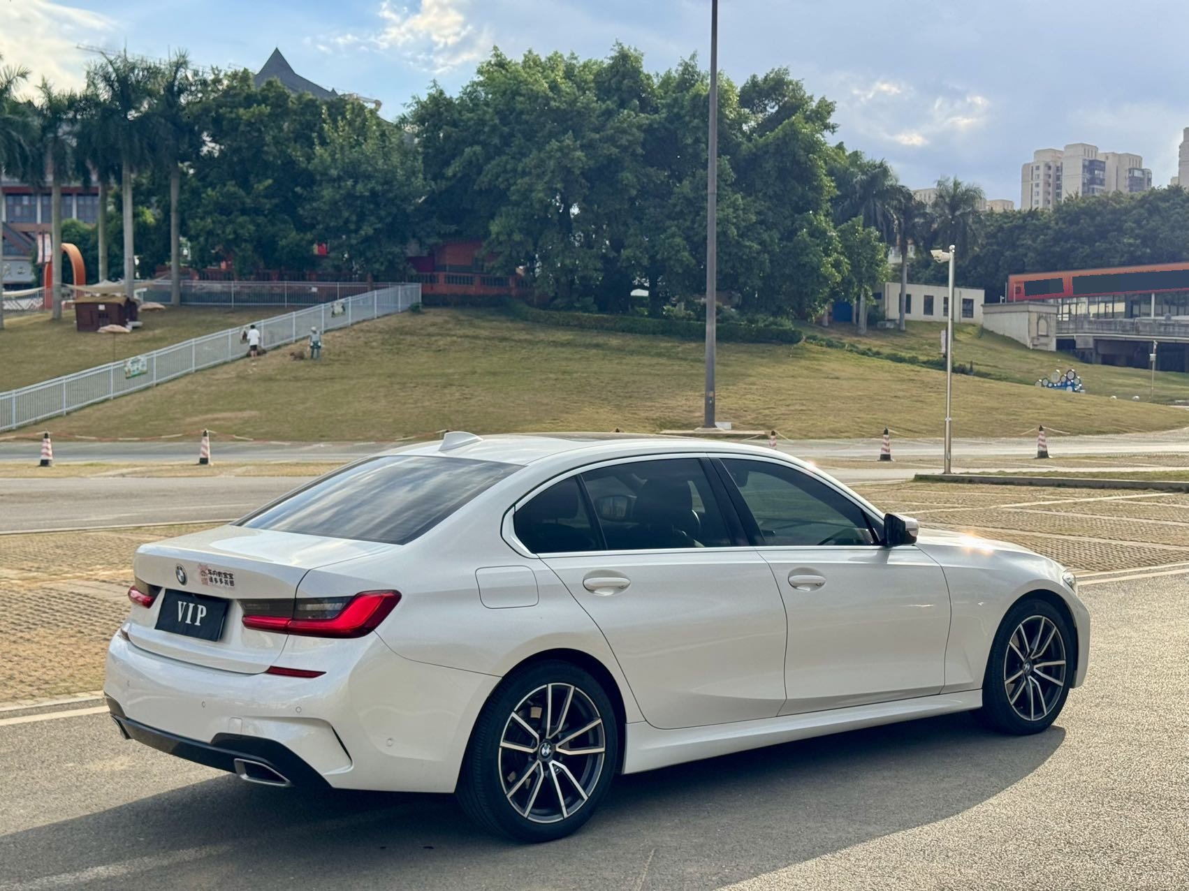 BMW 3 Series 2021 car image #6