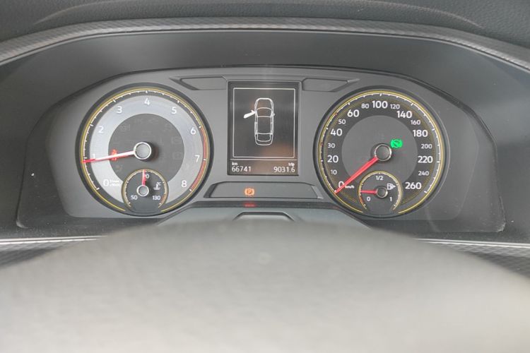 Volkswagen Lavida 2019 car image #12