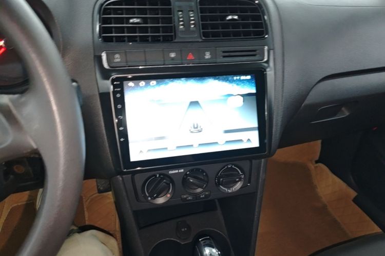 Volkswagen Polo 2019 #13 Volkswagen Polo 2019 car image #13