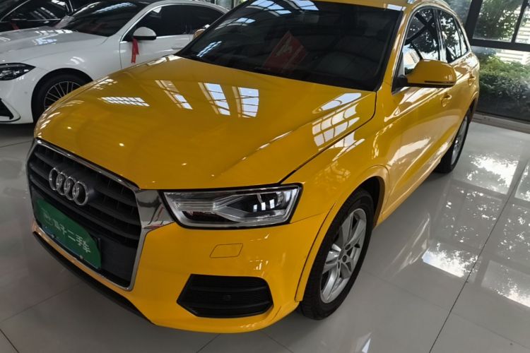 Audi Q3 2016 car image #2