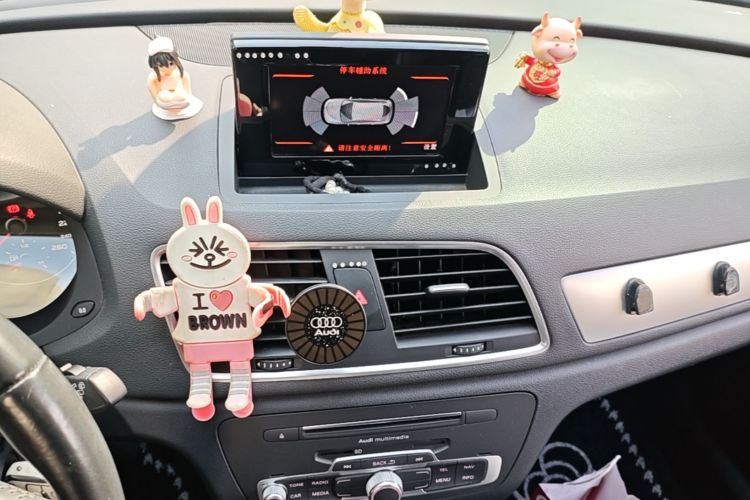 Audi Q3 2017 #13 Audi Q3 2017 car image #13
