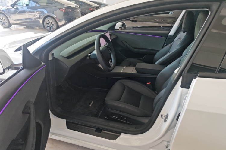 2026 #16 2026 immagine di auto #16
