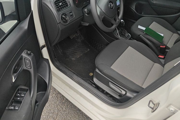 Volkswagen Polo 2019 #18 Volkswagen Polo 2019 car image #18