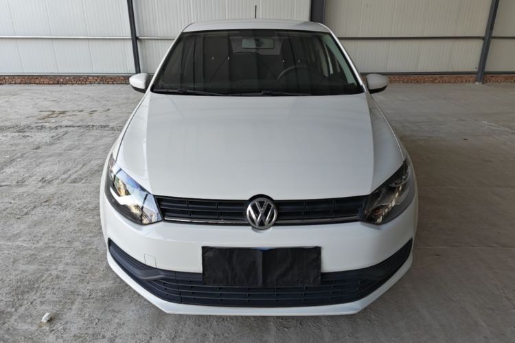 Volkswagen Polo 2018 car image #3
