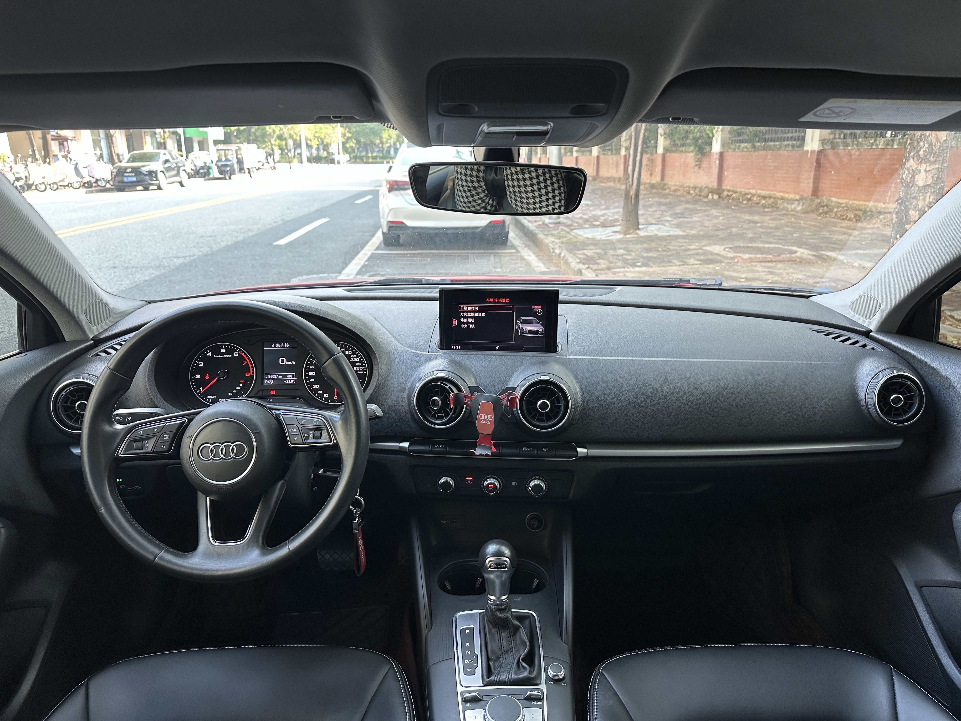 Audi A3 2018 صورة سيارة #5