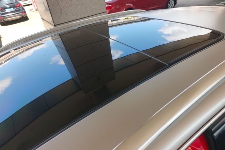 Audi Q3 2018 car image #25