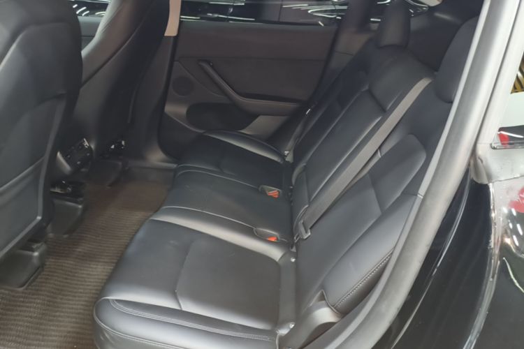 Tesla Model Y 2023 #17 Tesla Model Y 2023 car image #17