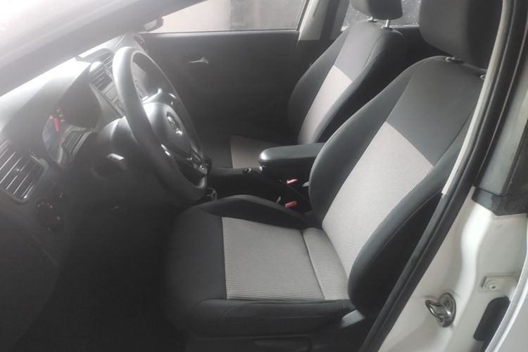 Volkswagen Polo 2017 #15 Volkswagen Polo 2017 car image #15