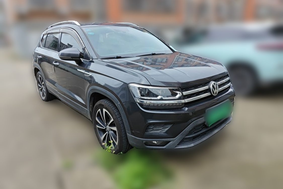 Volkswagen Tharu 2020 car image #2