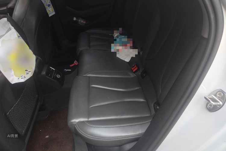 Audi A3 2019 car image #19