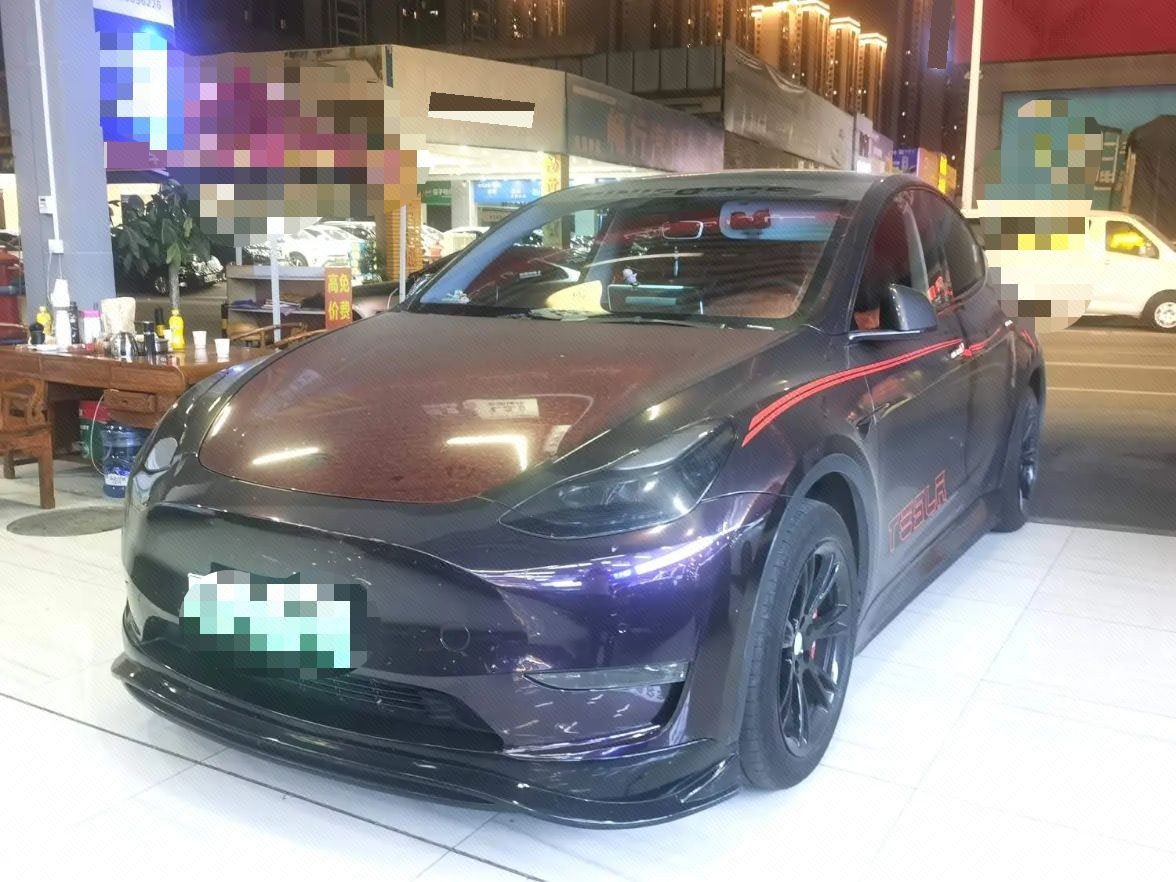 Tesla Model Y 2023 image de voiture 