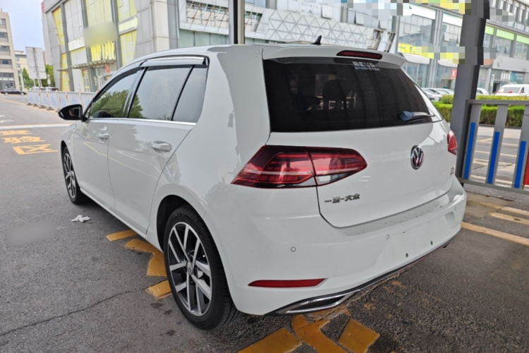 Volkswagen Golf 2019 #5 Volkswagen Golf 2019 car image #5
