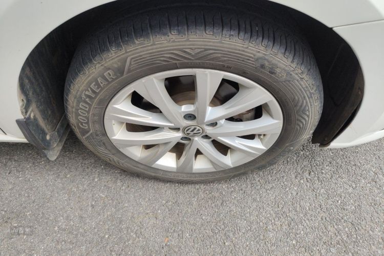 Volkswagen Lavida 2016 car image #9
